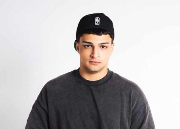 DJ Yago lança o álbum “Não Cópia, Tá!”, que chega às plataformas nesta quinta-feira (20/08)
