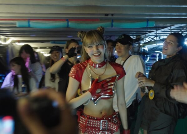 “Always Lalisa”: O documentário definitivo sobre o ano decisivo da superstar global